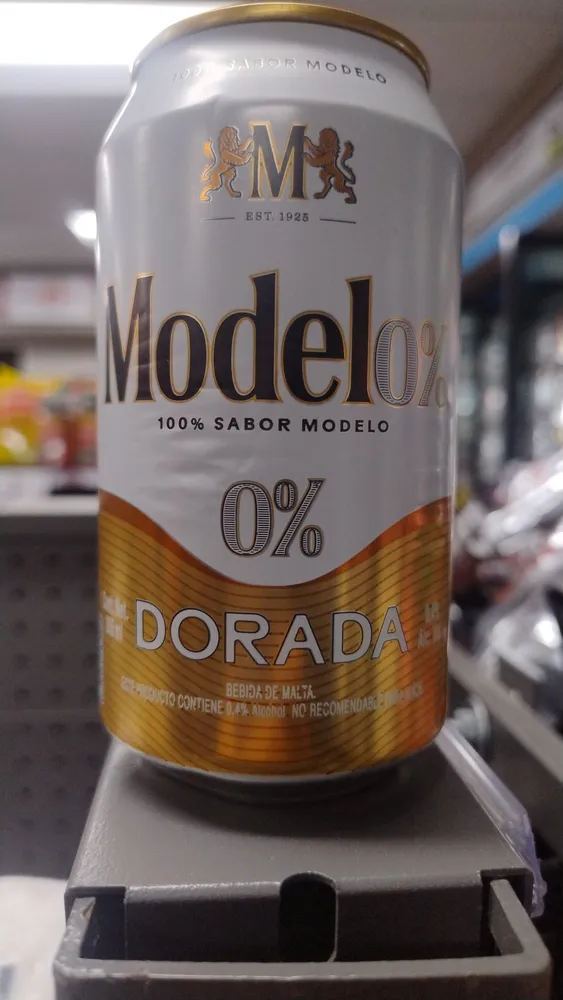 Modelo 0% dorada