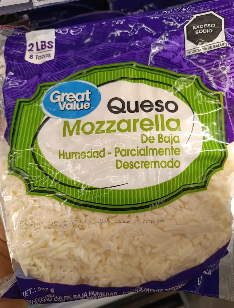 Queso mozzarella de baja humedad parcialmente descremado