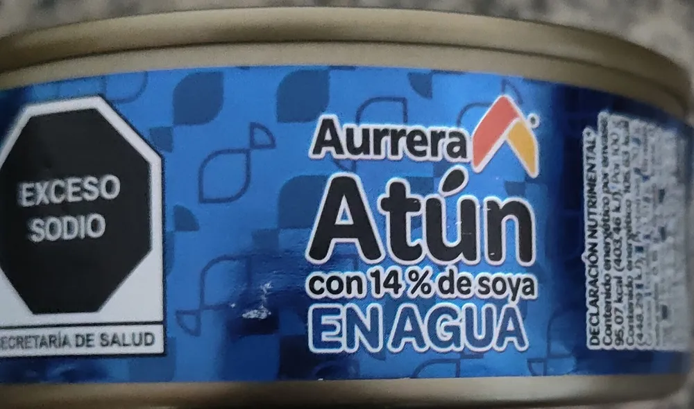 Atún en agua con 14% de soja