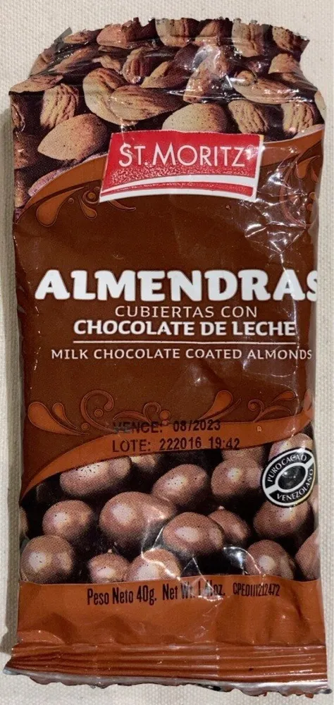 Almendras cubiertas con chocolate de leche