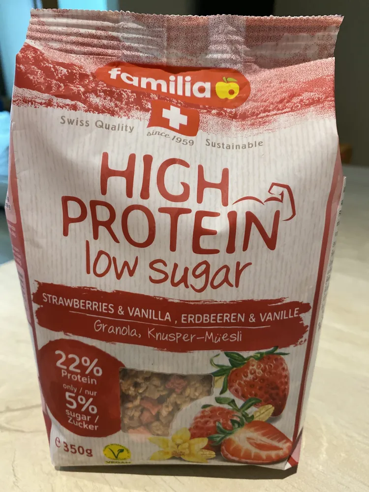 High Protein Low Sugar Strawberries & Vanilla Granola