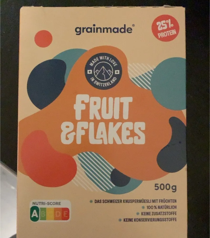 Fruit and flakes
