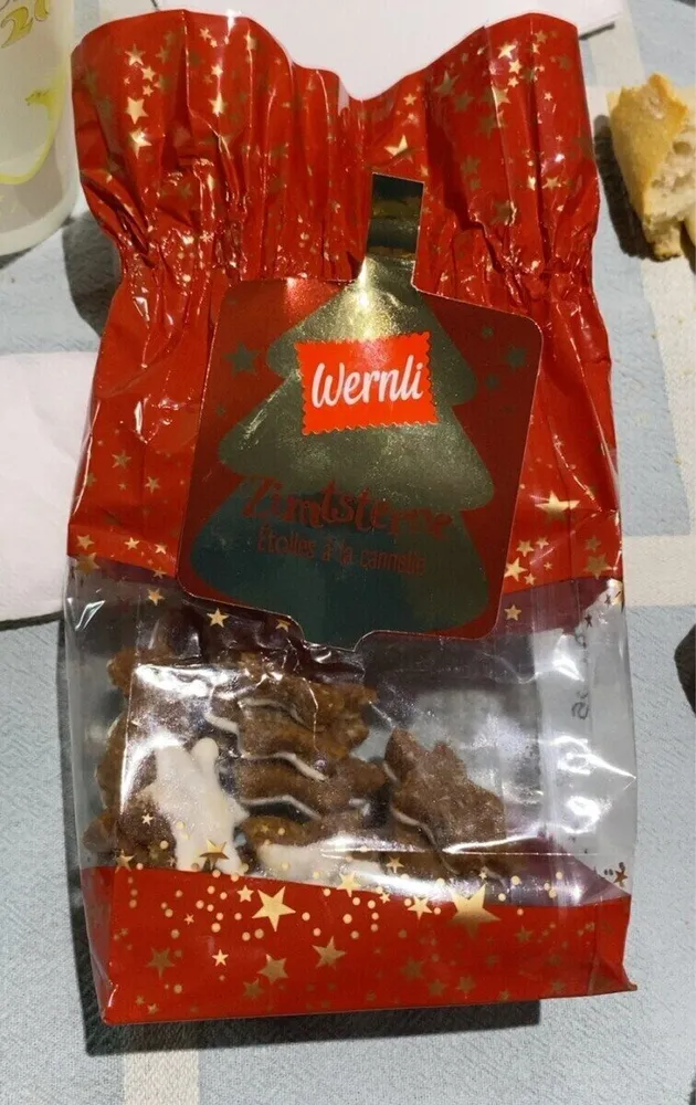Biscuits de Noël aux amandes et aux noisettes