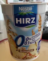 Hirz Magerjoghurt mit Früchten, Getreide, Fructose und Süssstoffen