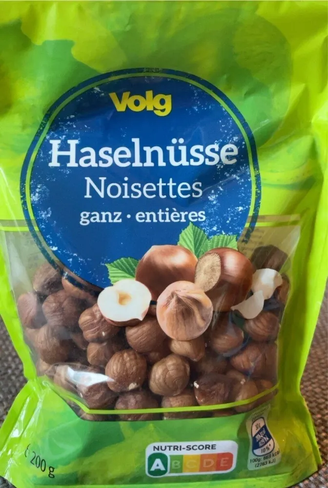 Haselnüsse