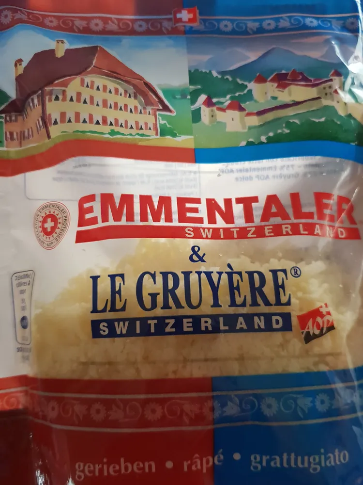 Migros Emmentaler & Gruyère