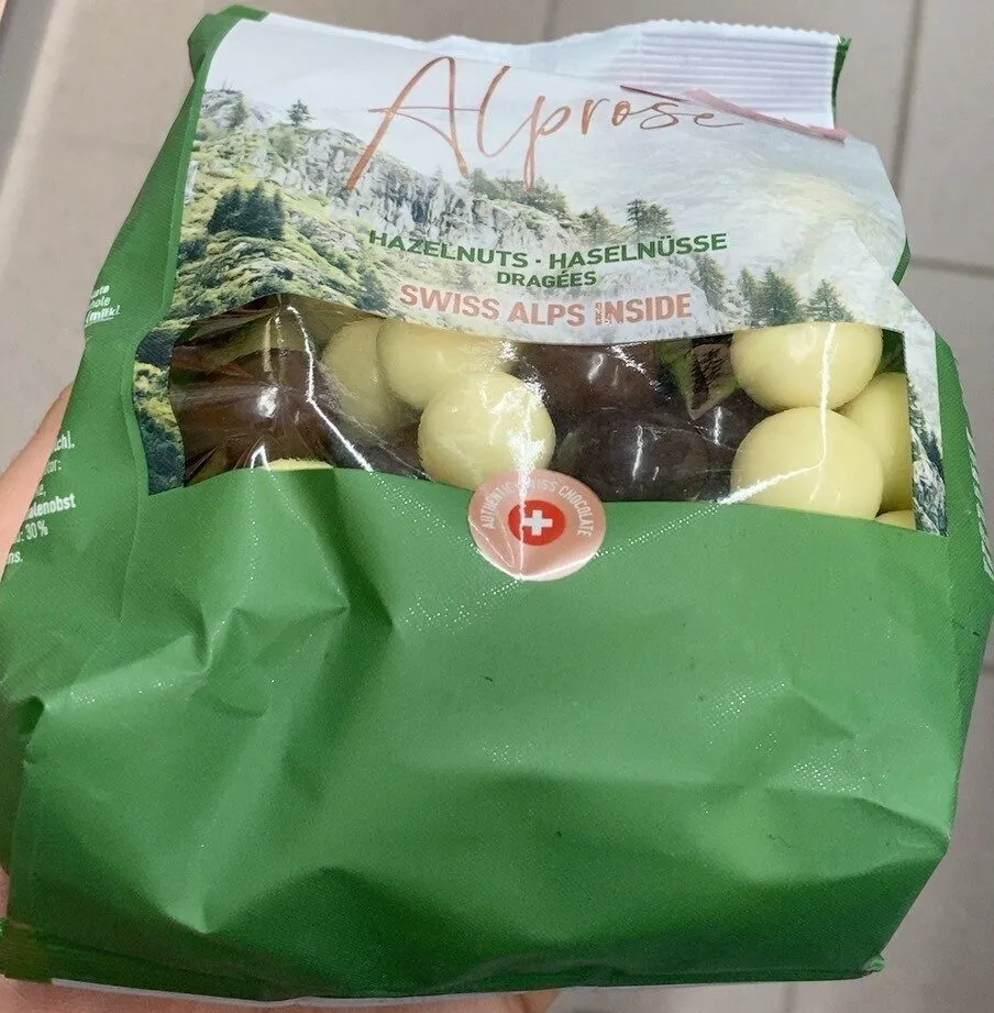 Hazelnuts dragees