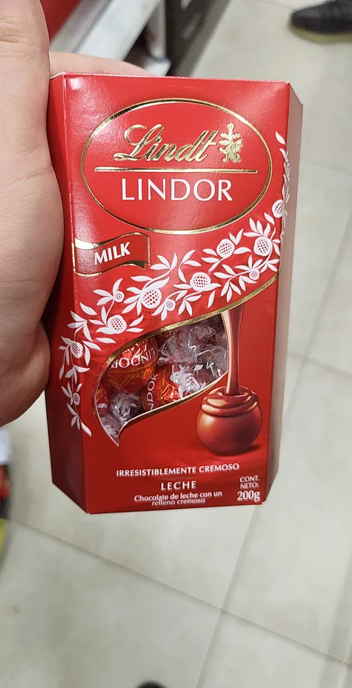 Lindor milk