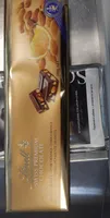 Chocolat noir avec oranges et amandes