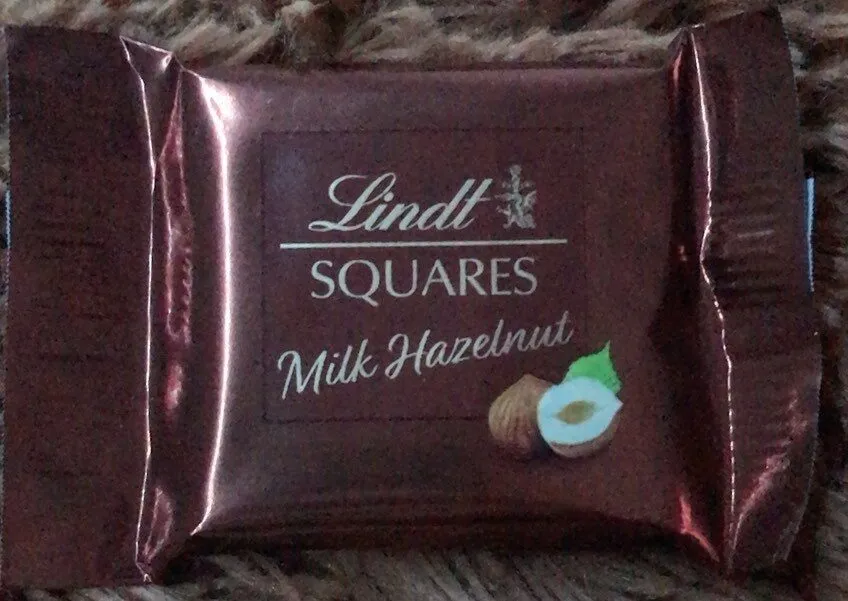 Squares Milk Hazelnut