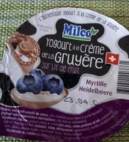 Yogourt à la crème de gruyère sur lit de fruits