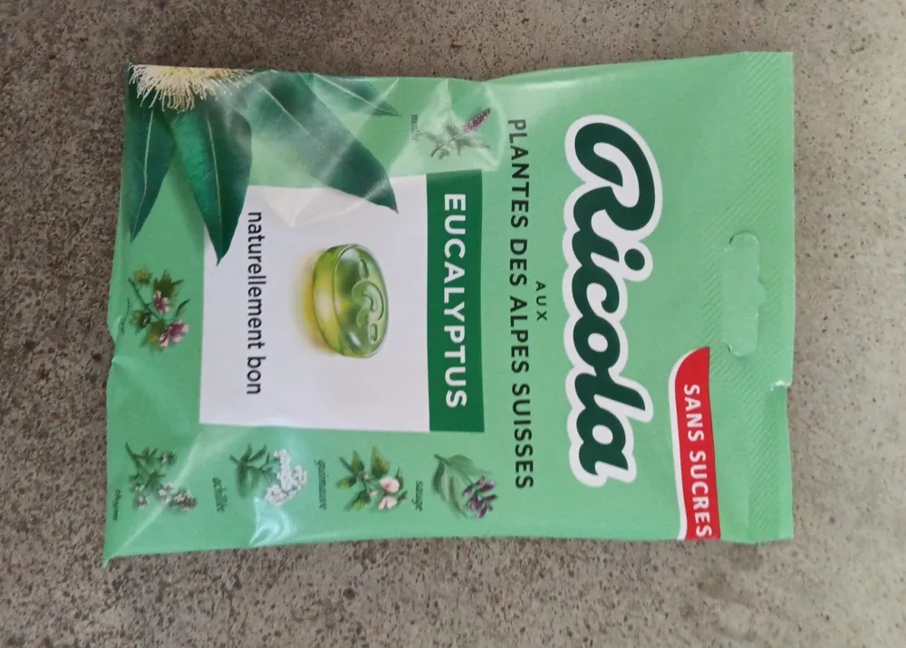 ricola aux plantes des alpes suisses