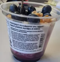 Avec Proteinjoghurt Heidelbeeren und Müesli