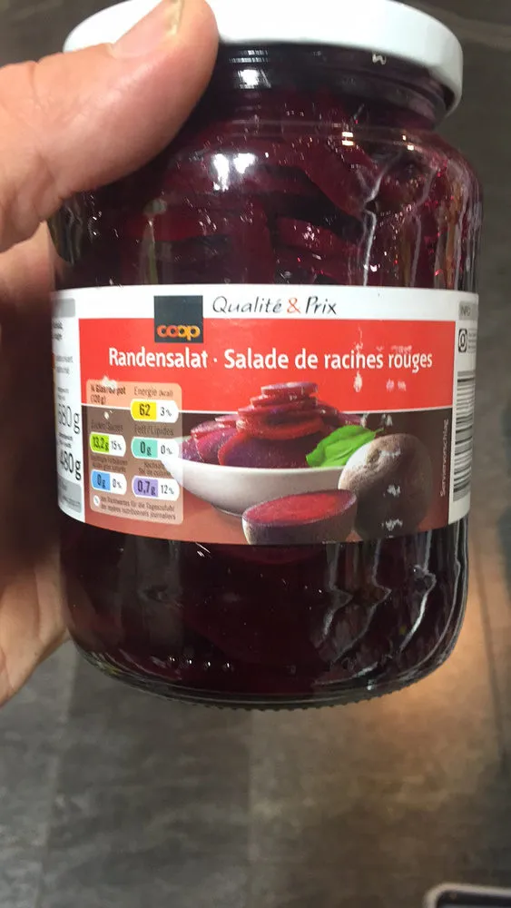 Salade de racines rouges