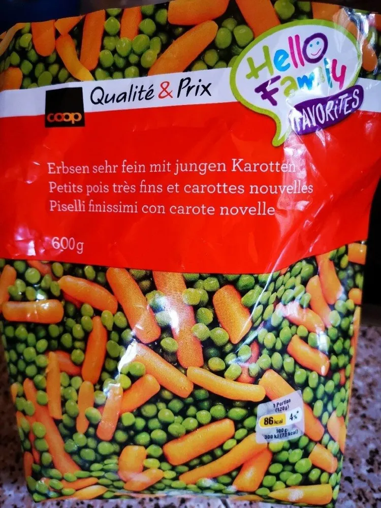Petits poids très fins et carrottes nouvelles