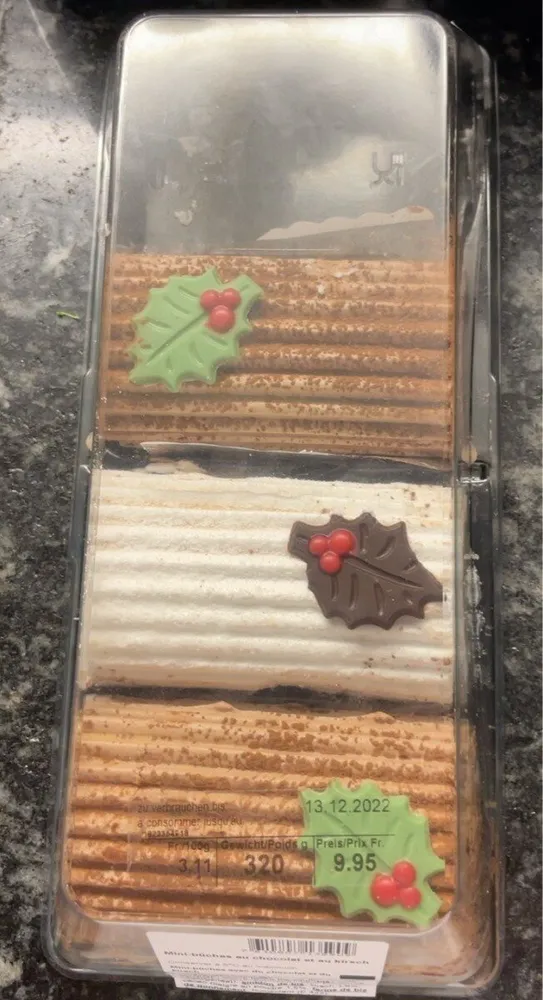 Mini-bûches au chocolat et au kirsch