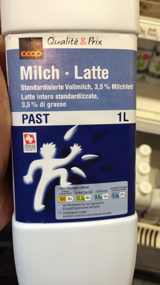Lait entier standardisé 3.5 % de matière grasse