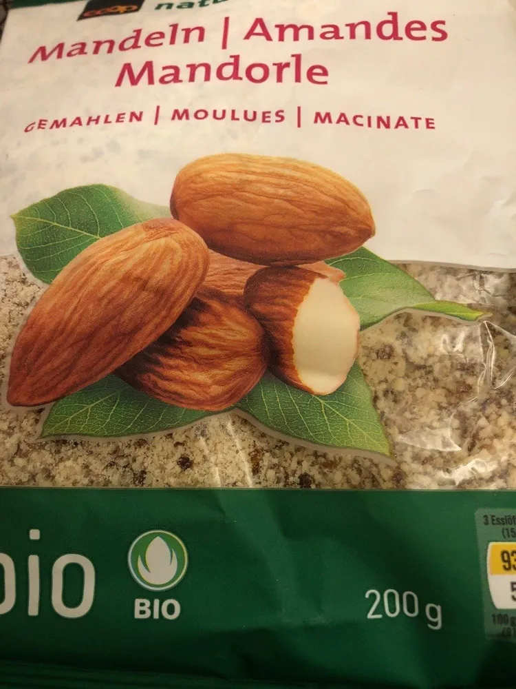Amandes moulues