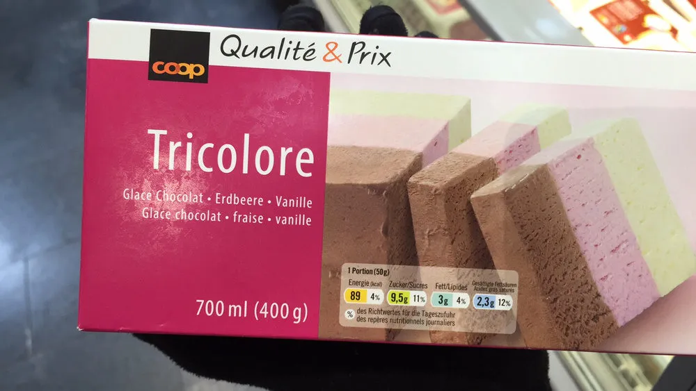 Tricolore, Glace chocolat - fraise - vanille