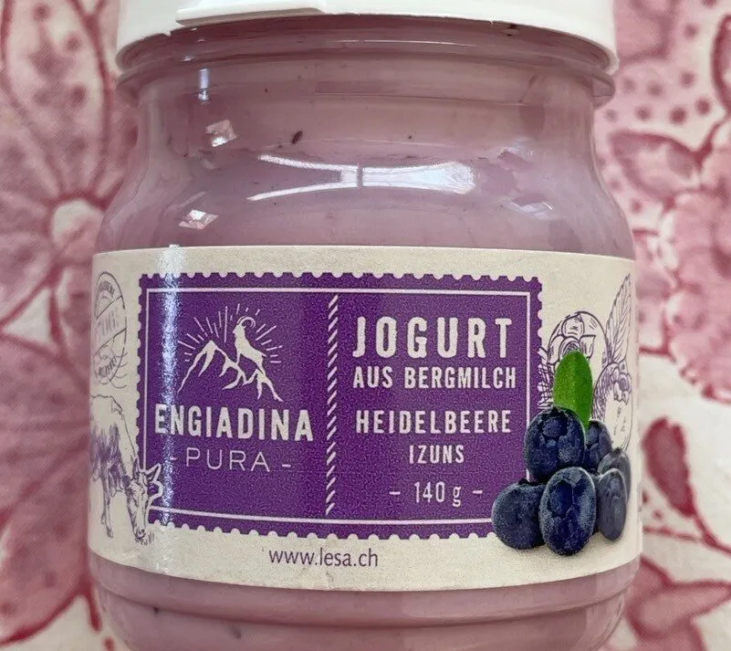 Jogurt aus Bergmilch Heidelbeere