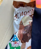 Glace vanille  chocolat amandes