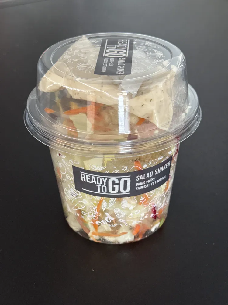 Wurst-Käse Salad Shaker
