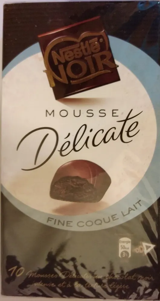 Mousse délicate fine coque de lait