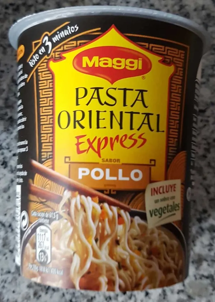 Fusian pasta oriental sabor pollo