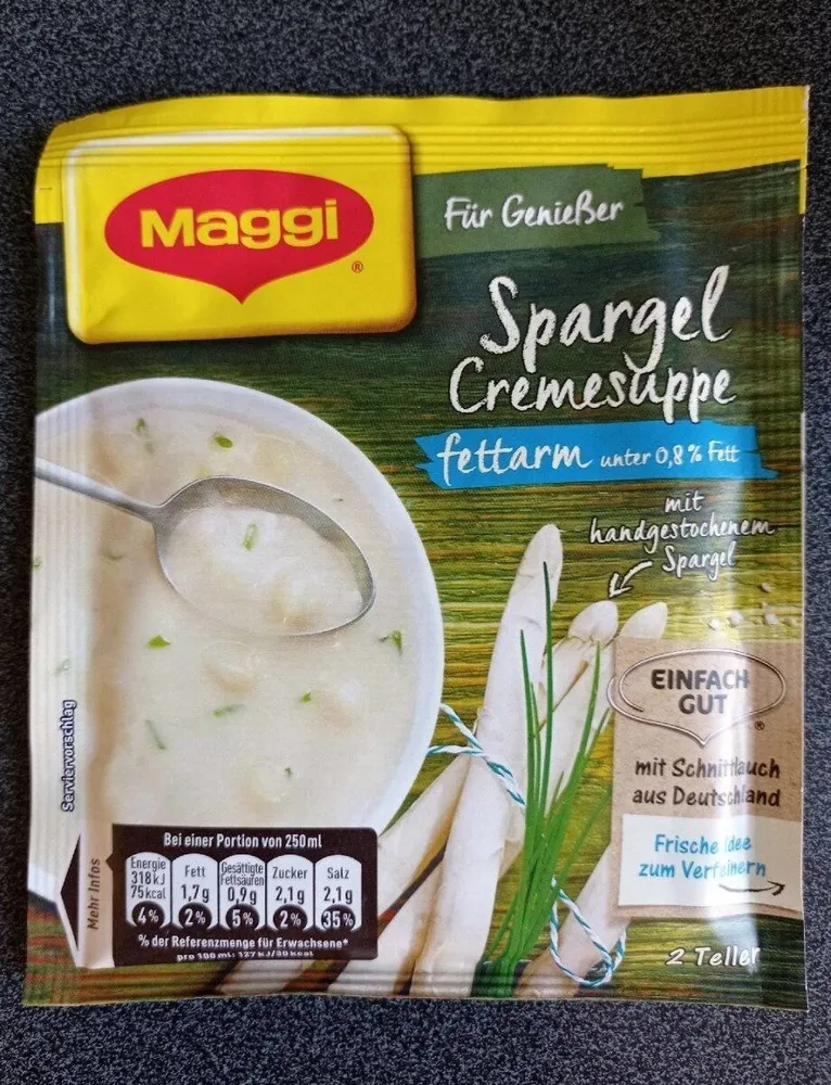 Spargel cremesuppe
