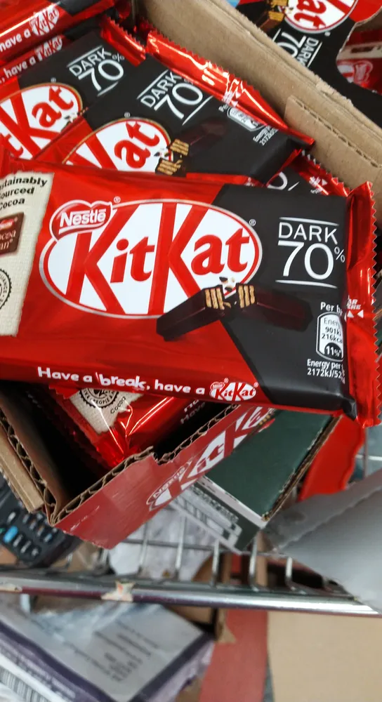 Kit Kat Dark