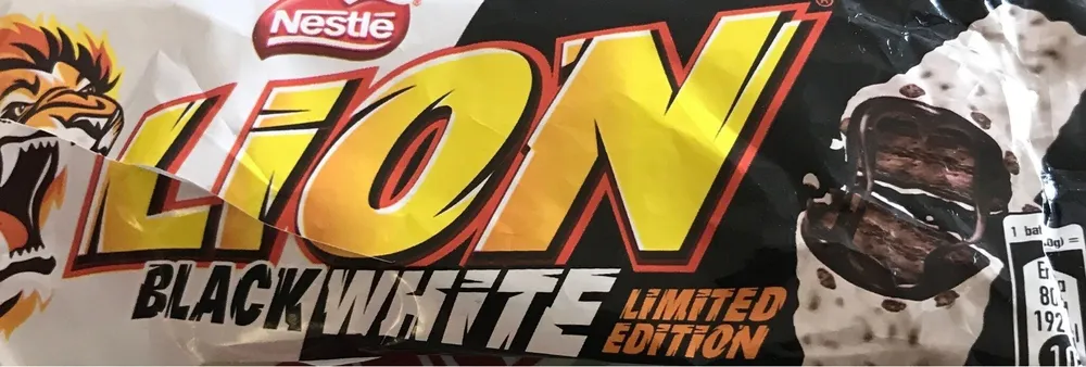 Lion black white