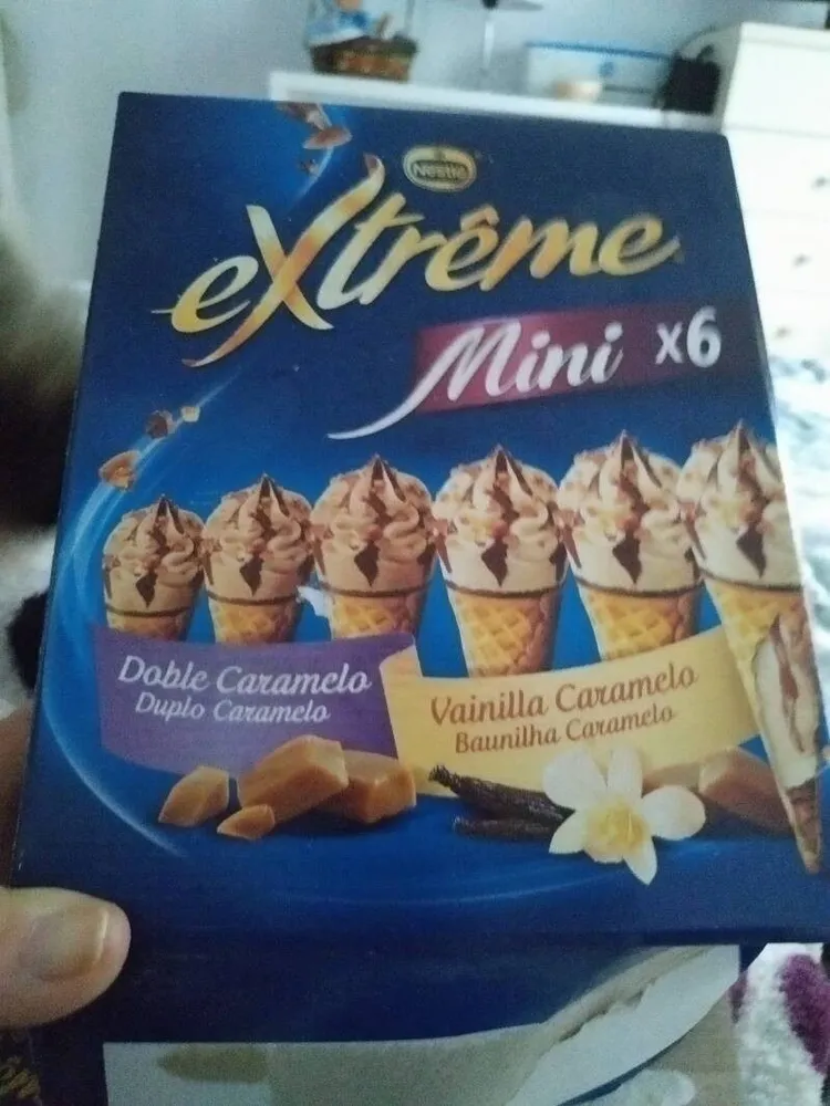 Mini conos de helado de doble caramelo y vainilla caramelo
