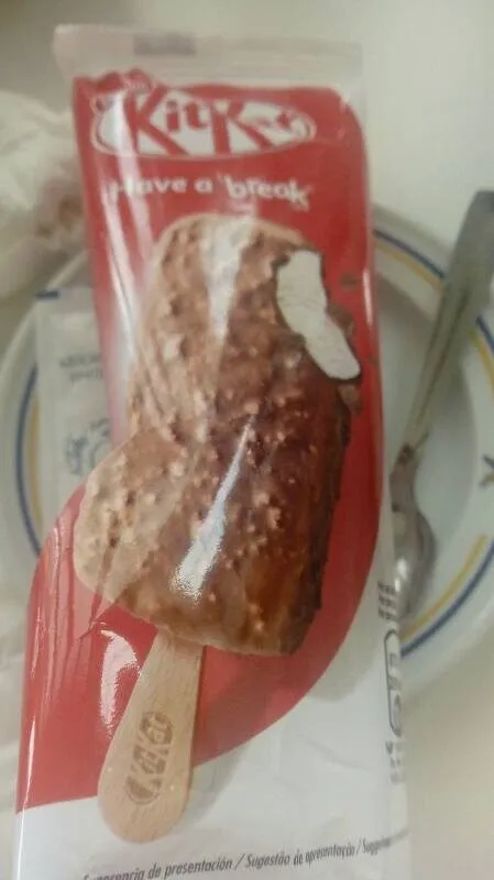 Kit kat helado