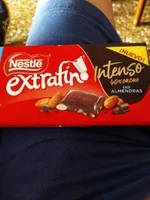 Chocolate con leche intenso con almendras y sin gluten