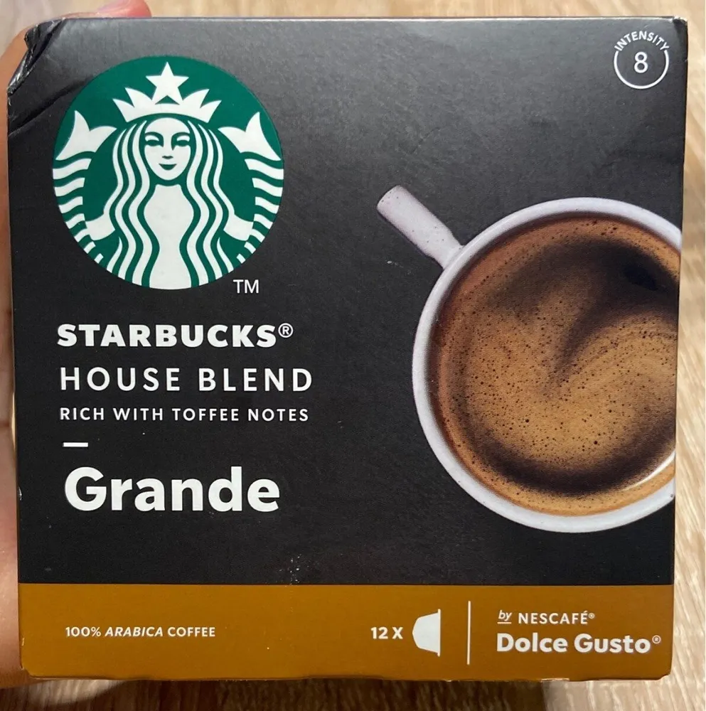 Starbucks café