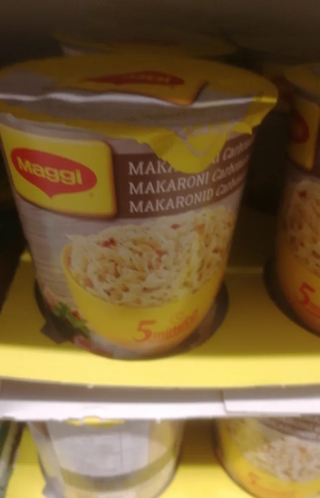 Makaronai carbonara