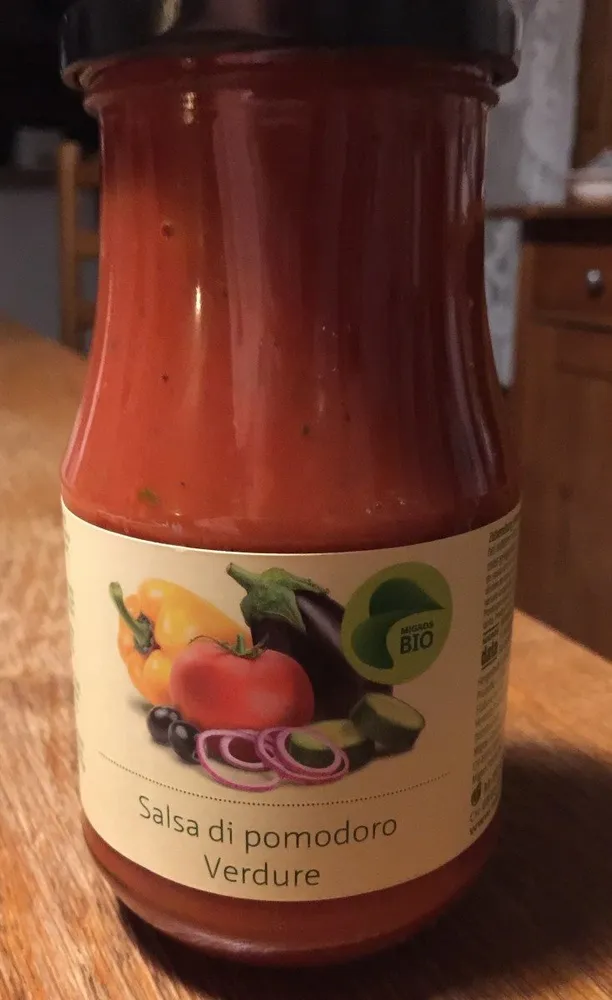 Tomatensauce mit Gemüse