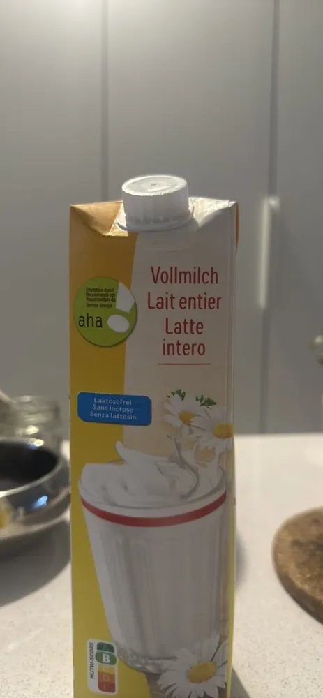 Vollmilch Lait entier Latte intero