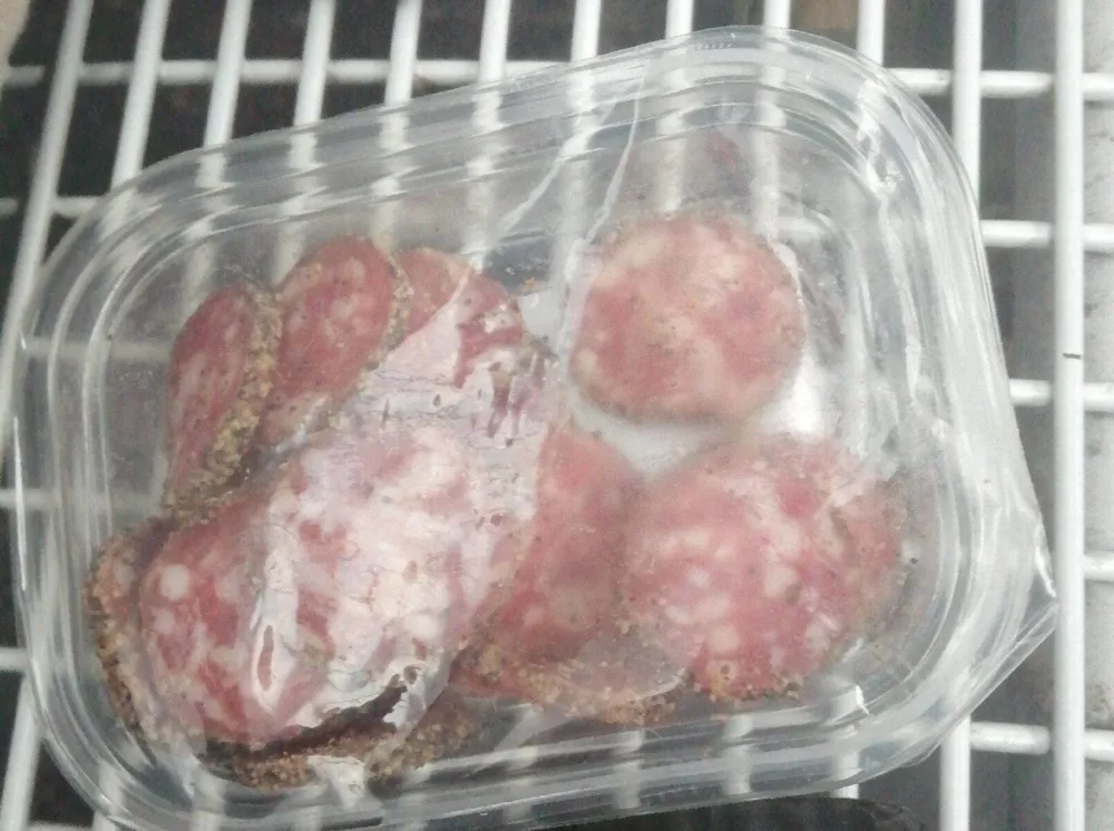 Salametti mit Pfeffer