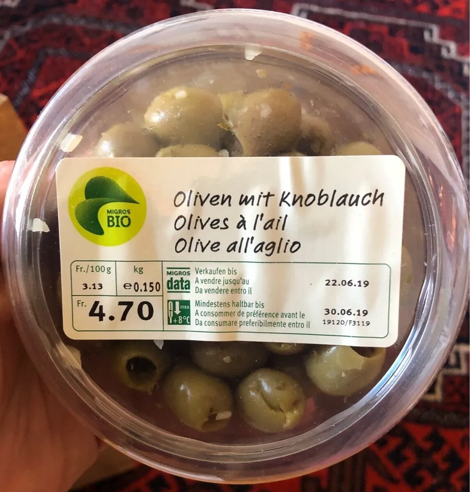 Olives à l'ail