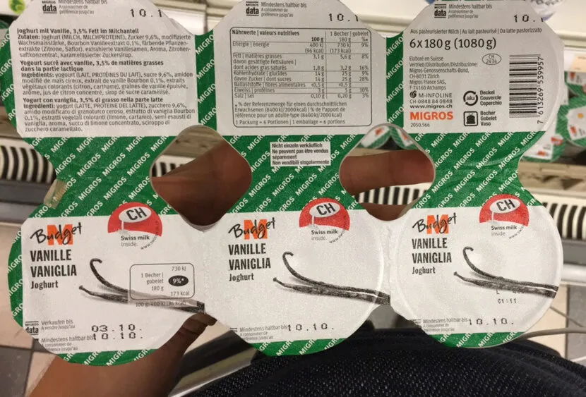 Yogourt sucré avec vanille
