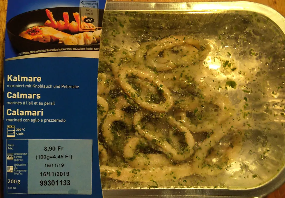 Calamars marinés à l'ail et au persil