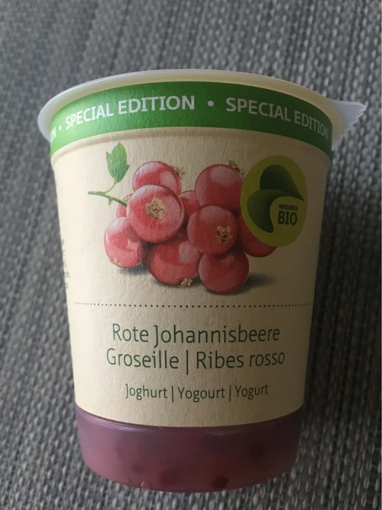 Yoghurt groseille