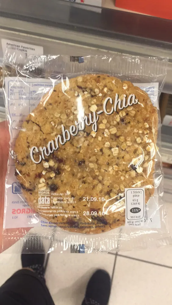 Cranberry Chia Biscuit