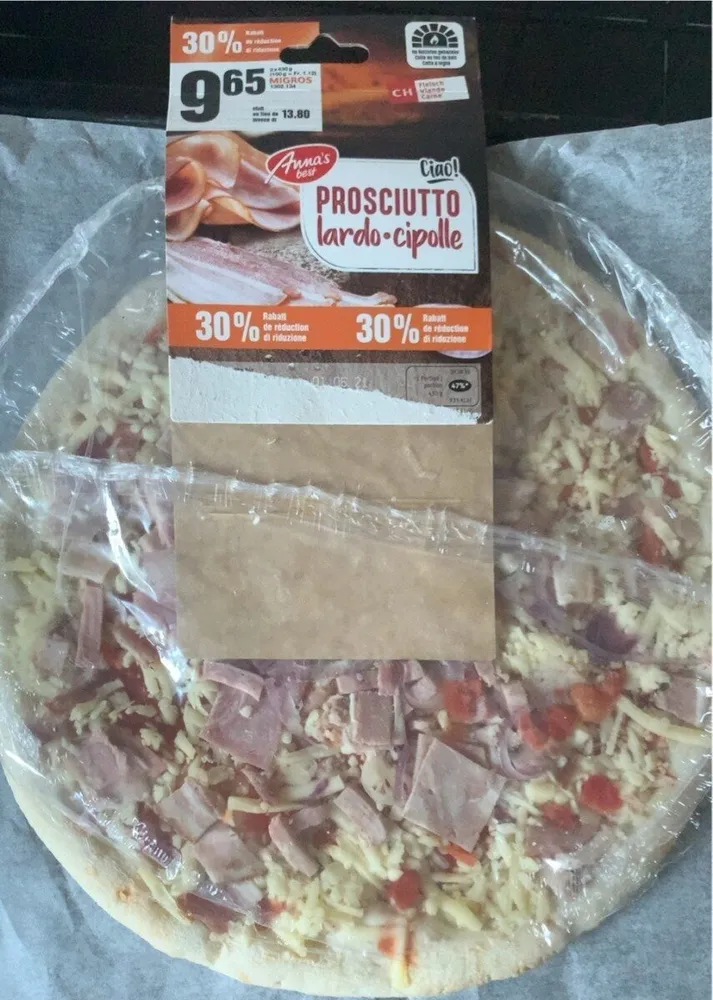 Pizza au jambon/lard/oignion