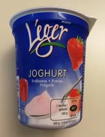 Yaourt maigre avec fraises et édulcorants