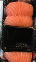Sushi nigiri saumon