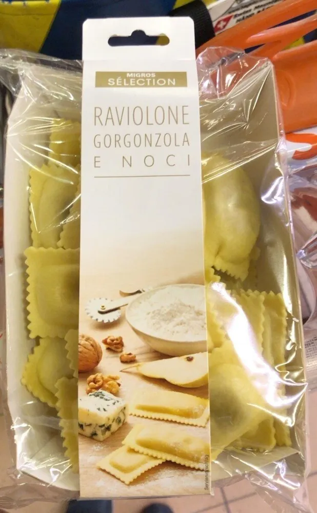 Raviolone gorgonzola e noci