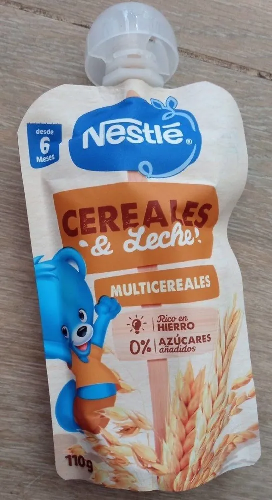 Cereales y leche Nestlé
