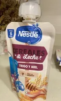 Cereales y leche. Trigo y miel